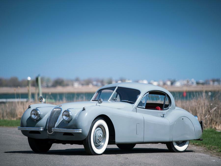  Jaguar XK120 Fixed Head Coupe 1951 года  (фото 1 из 16)